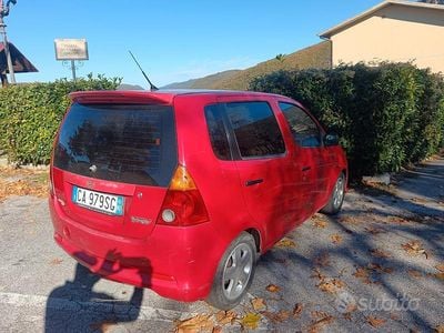Usata Daihatsu YRV 2002 Rosso Monovolume