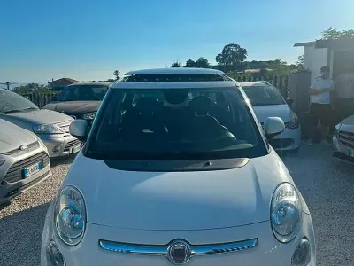 Usata Fiat 500L Lounge 105 CV (77 kW) 2013 Bianco Monovolume