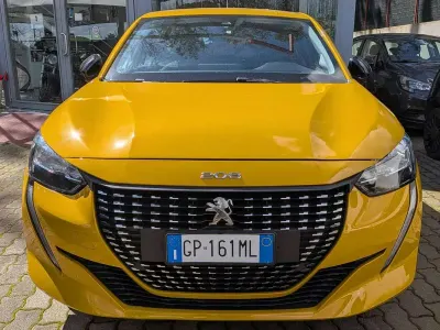 Usata Peugeot 208 Active 75 CV (55 kW) 2023 Giallo Utilitaria