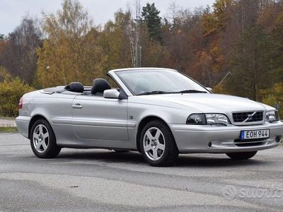 Usata Volvo C70 250 CV (183 kW) 2000 Grigio Cabrio