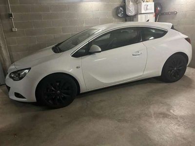 usata Opel Astra GTC 1.6 cdti Cosmo s&s 110cv