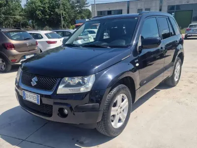 Usata Suzuki Grand Vitara 129 CV (94 kW) 2006 Nero SUV