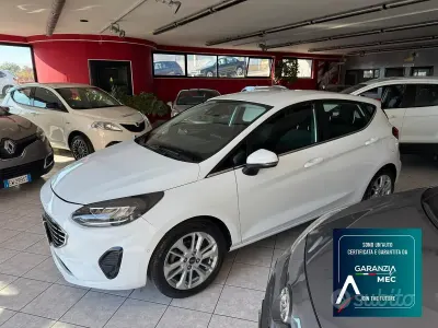 Usata Ford Fiesta Titanium 75 CV (55 kW) 2023 Bianco Utilitaria