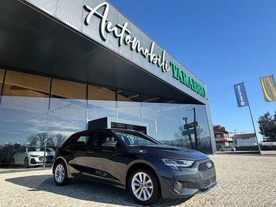 Usata Audi A3 116 CV (85 kW) 2022 Grigio scuro Berlina
