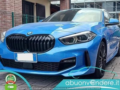 Usata BMW 118 M Sport 150 CV (110 kW) 2021 Blu/azzurro Utilitaria