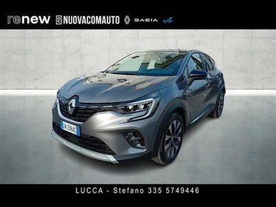 Usata Renault Captur Techno 160 CV (117 kW) 2023 Grigio scuro SUV