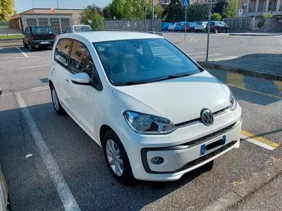 Usata VW up! 68 CV (50 kW) 2018 Bianco Utilitaria