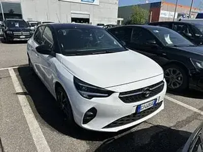 Usata Opel Corsa Design & Tech 75 CV (55 kW) 2023 Bianco Utilitaria