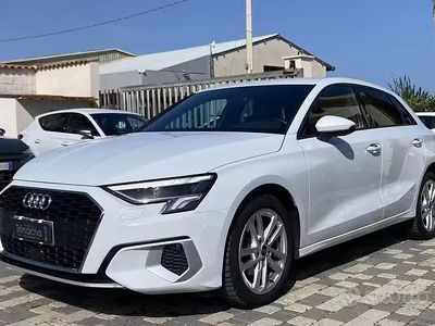 Usado Audi A3 S-Line 150 CV (110 kW) 2022 Blanco Berlina