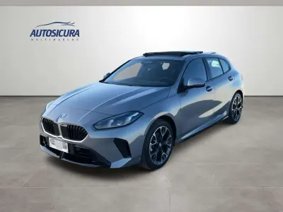 Nuova BMW 118 M Sport 150 CV (110 kW) 2025 Grigio scuro Utilitaria