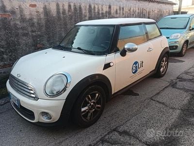 Usata Mini Cooper 2011 Bianco Utilitaria