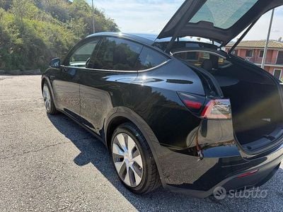 Usata Tesla Model Y 250 kW (340 CV) 2023 SUV
