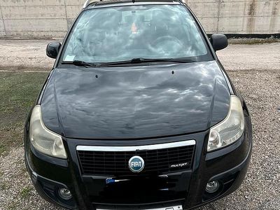 Usata Fiat Sedici 120 CV (88 kW) 2007 Nero SUV