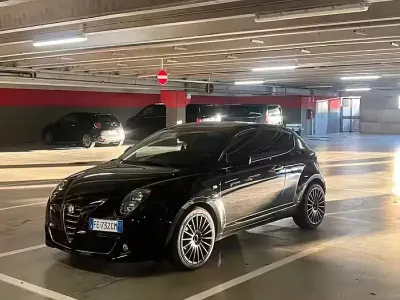 Second-hand Alfa Romeo MiTo 77 CP (56 kW) 2016 Negru Hatchback