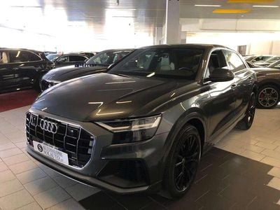 Usata Audi Q8 Sport 286 CV (210 kW) 2020 Grigio SUV
