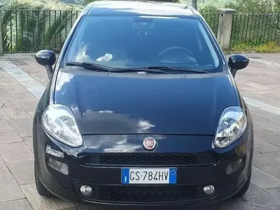 Usata Fiat Punto Evo 102 CV (75 kW) 2015 Nero Utilitaria