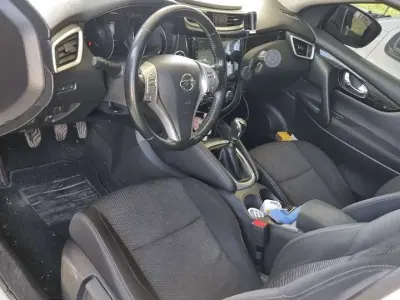 Usata Nissan Qashqai 360º 110 CV (80 kW) 2015 Bianco SUV