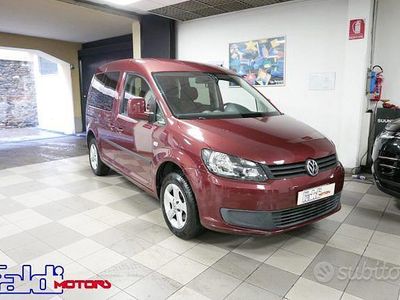 Usata VW Caddy Trendline 102 CV (75 kW) 2013 Bordeaux Monovolume