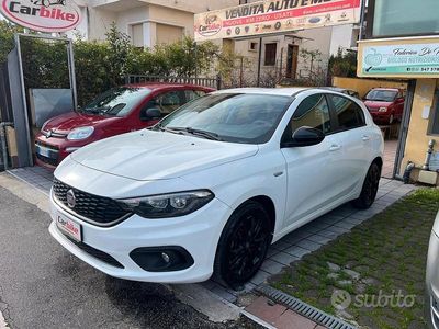 Occasion Fiat Tipo Lounge 95 ch (69 kW) 2019 Blanc Berline