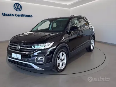 Usado VW T-Cross Advance 110 CV (80 kW) 2023 Negro SUV