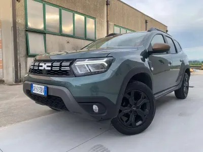 Usata Dacia Duster Extreme 101 CV (74 kW) 2023 Grigio SUV