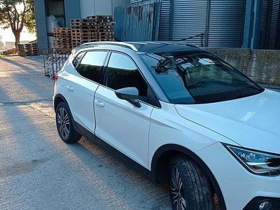 Usata Seat Arona 115 CV (84 kW) 2017 Bianco SUV
