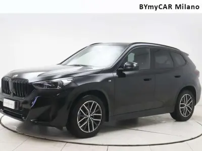Usata BMW X1 M Sport 136 CV (100 kW) 2022 Black sapphire metallizzato SUV