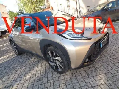 Usata Toyota Aygo X Trend 72 CV (52 kW) 2024 Marrone SUV