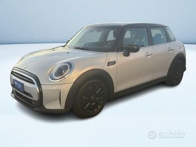 Usata Mini Cooper 136 CV (100 kW) 2022 Argento Utilitaria