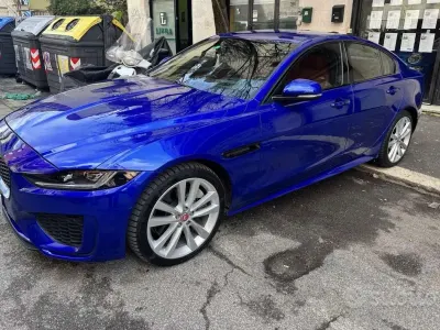Usata Jaguar XE R-Dynamic 300 CV (220 kW) 2020 Berlina