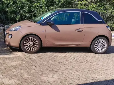 Usata Opel Adam Glam 87 CV (63 kW) 2014 Marrone Utilitaria