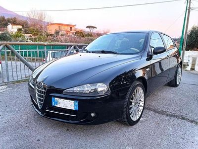Usata Alfa Romeo 147 Exclusive 120 CV (88 kW) 2008 Nero Utilitaria