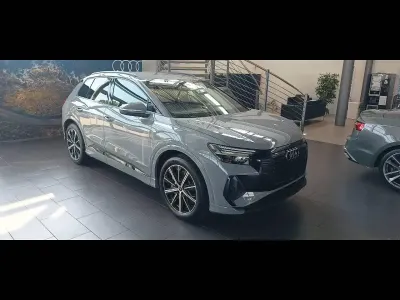 Käytetty Audi Q4 e-tron S-Line 88 kW (121 HP) 2024 Hopea Katumaasturi