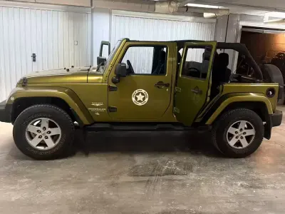 Usata Jeep Wrangler Sahara 177 CV (130 kW) 2008 SUV