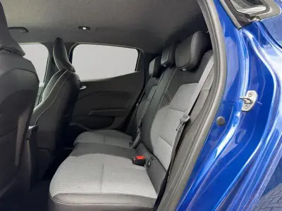 Usata Renault Clio Techno 2025 Blu scuro Utilitaria