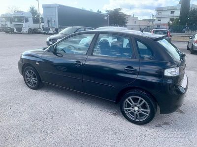 Usata Seat Ibiza 75 CV (55 kW) 2006 Nero Berlina