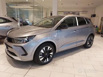 Nuova Opel Grandland X Business Elegance 225 CV (165 kW) 2025 Grigio SUV