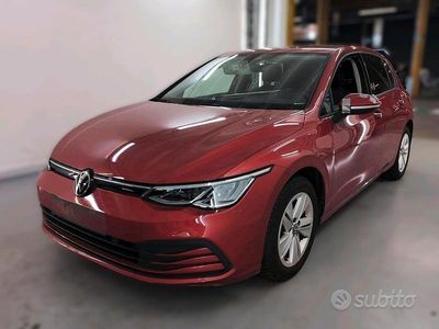 Usata VW Golf VIII Life 130 CV (95 kW) 2022 Rosso Berlina