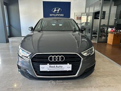 Usata Audi A3 Admired 116 CV (85 kW) 2019 Gray Berlina