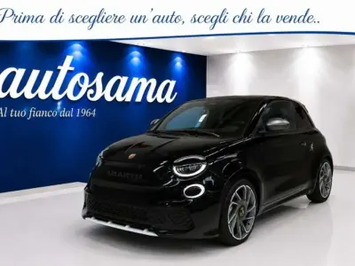 Usata Abarth 500e Turismo 47 kW (64 CV) 2024 Venon black Utilitaria