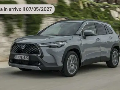 Nuova Toyota Corolla Cross Premium 179 CV (131 kW) 2025 Argento SUV
