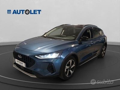 Usata Ford Focus Active 125 CV (91 kW) 2022 Blu Berlina