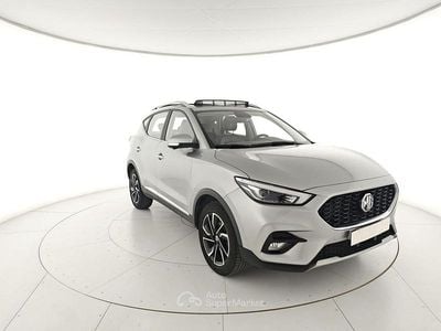 Usata MG ZS Luxury 111 CV (81 kW) 2023 Argento SUV
