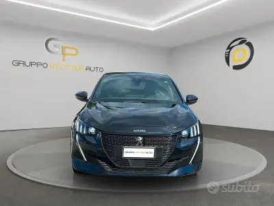 Usata Peugeot 208 GTi 56 kW (77 CV) 2023 Nero Utilitaria