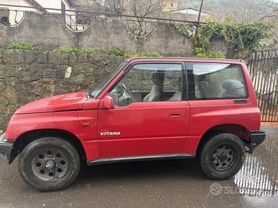 Usata Suzuki Vitara 1992 Rosso SUV