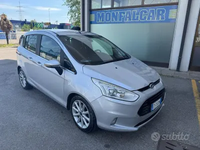 Usata Ford B-MAX Titanium 75 CV (55 kW) 2015 Argento Monovolume