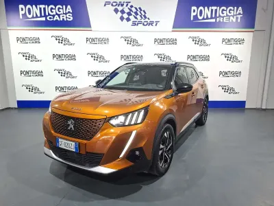 Begagnad Peugeot 2008 GTi 56 kW (77 HK) 2021 Orange SUV