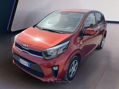 Usata Kia Picanto Urban 67 CV (49 kW) 2023 Rosso Utilitaria