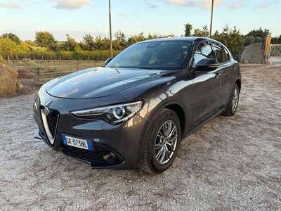 Usata Alfa Romeo Stelvio Super 160 CV (117 kW) 2022 Grigio SUV
