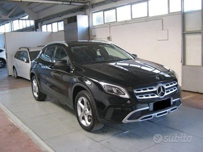 Usata Mercedes GLA200 136 CV (100 kW) 2019 Nero SUV